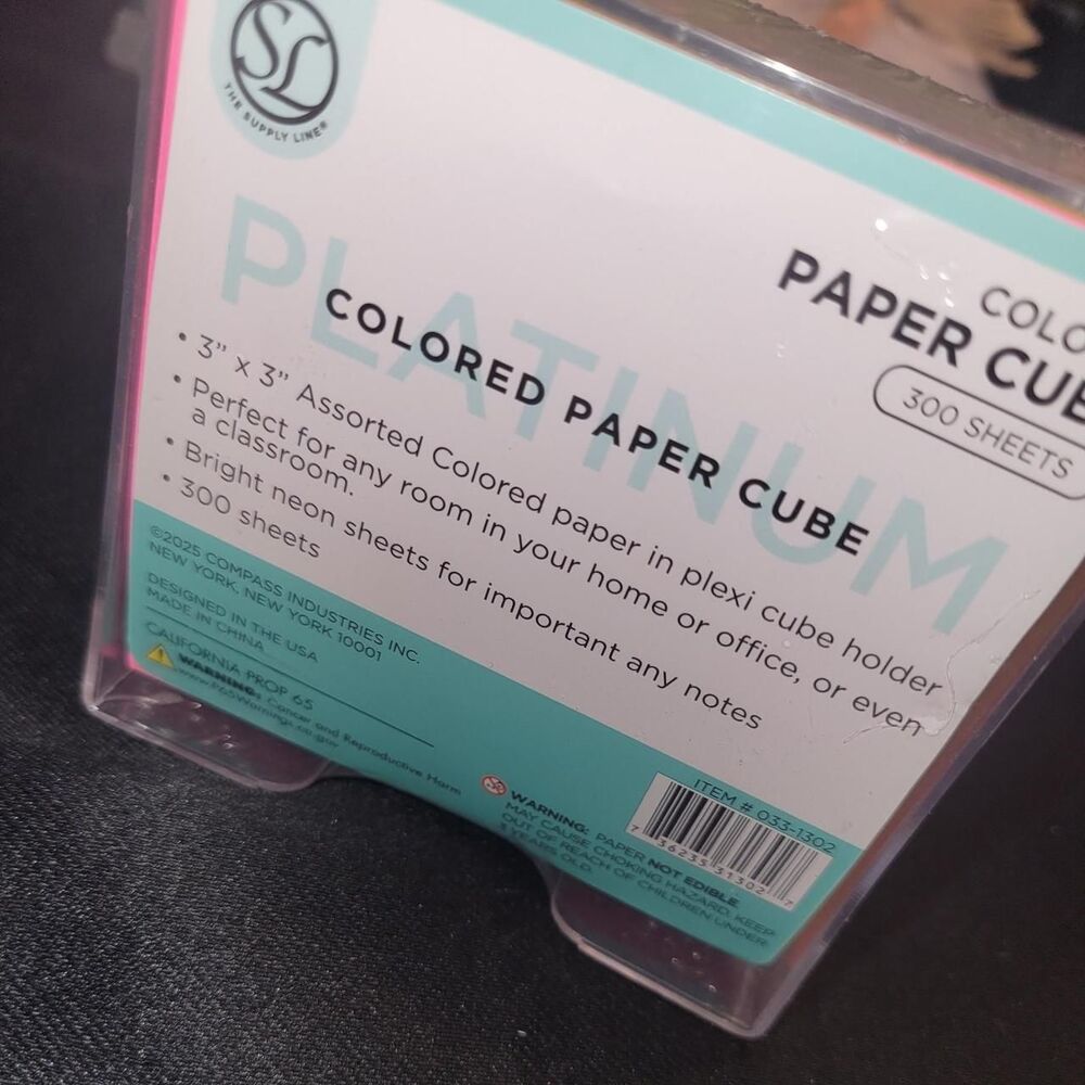 Colored Paper Cube - Picture 2 of 8